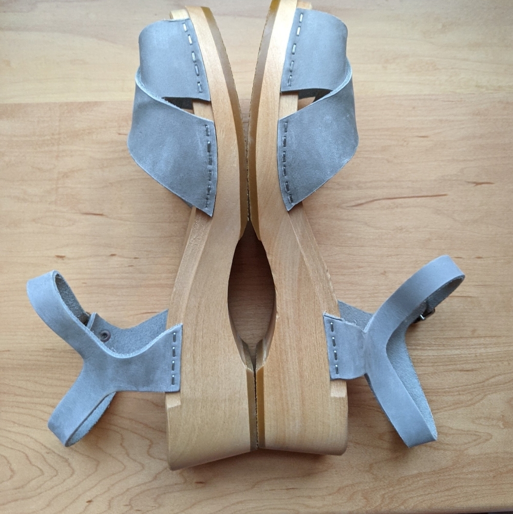 Swedish hasbeens, brand new, dove gray, 38